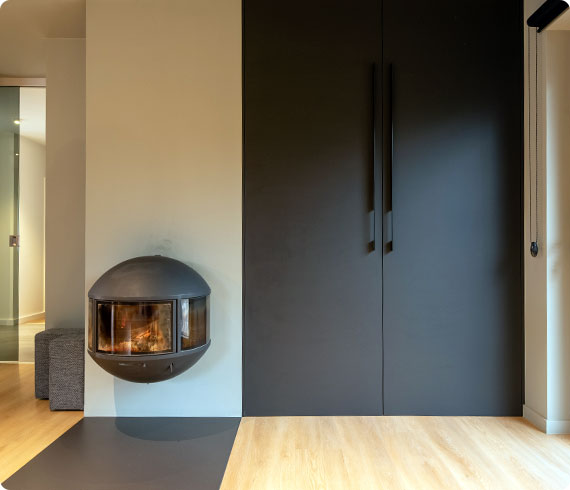 realisation d un placard noir sur mesure et feux ouvert dans la region de liege